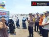 Kapolsek Pakisjaya Menghimbau: Pengunjung Pantai Tanjungpakis Karawang Agar Tetap Waspada IMG-20260323-WA0028