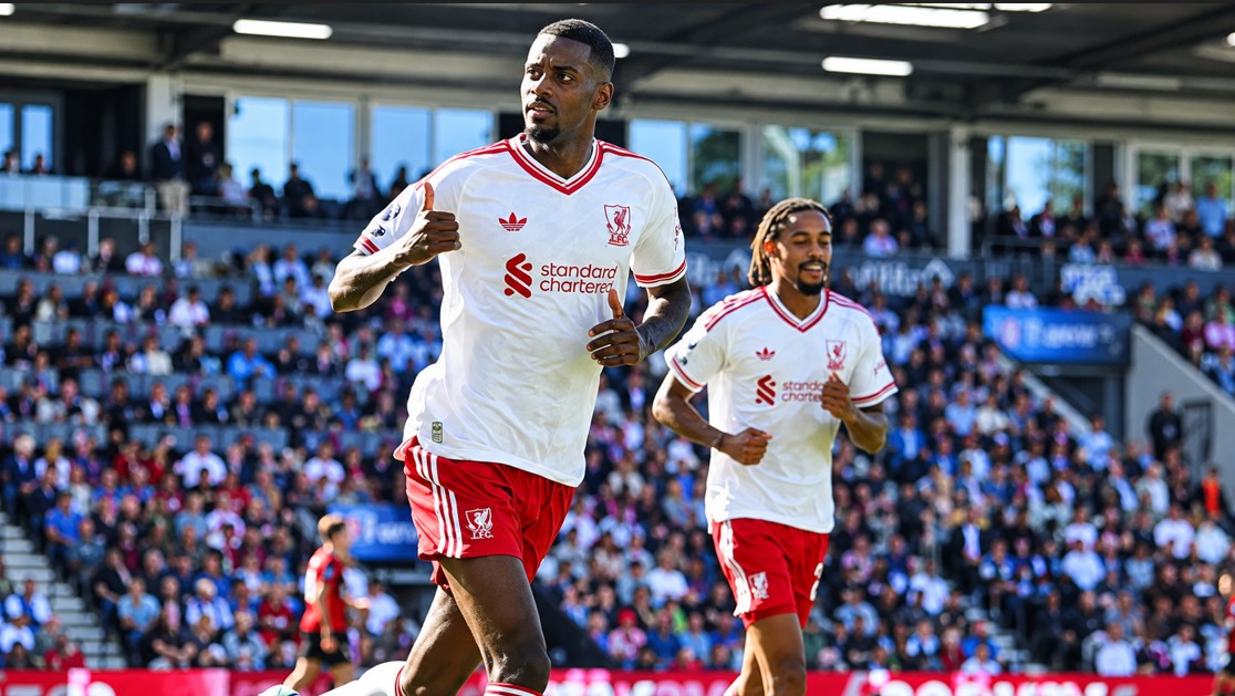 Gol Tunggal Isak Bawa Liverpool Menang Tipis di Markas Bournemouth