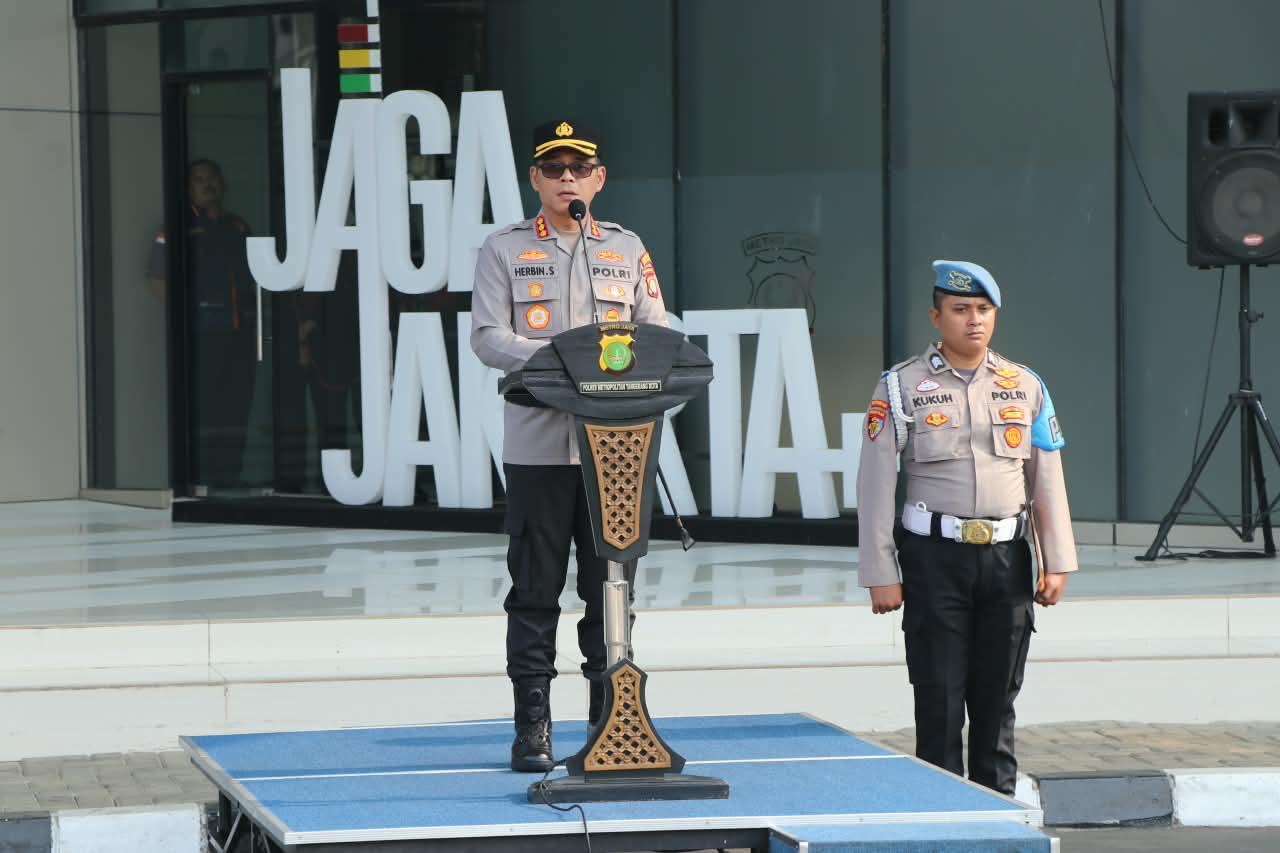 12 Personel Polres Metro Tangerang Kota Terima Penghargaan Kapolda atas Pengungkapan 25 Kg Sabu